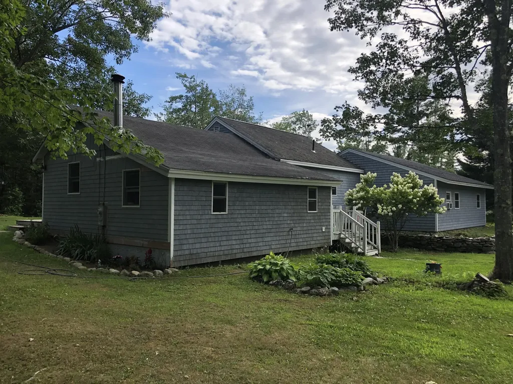 1628 Burkettville Road Appleton ME 04862