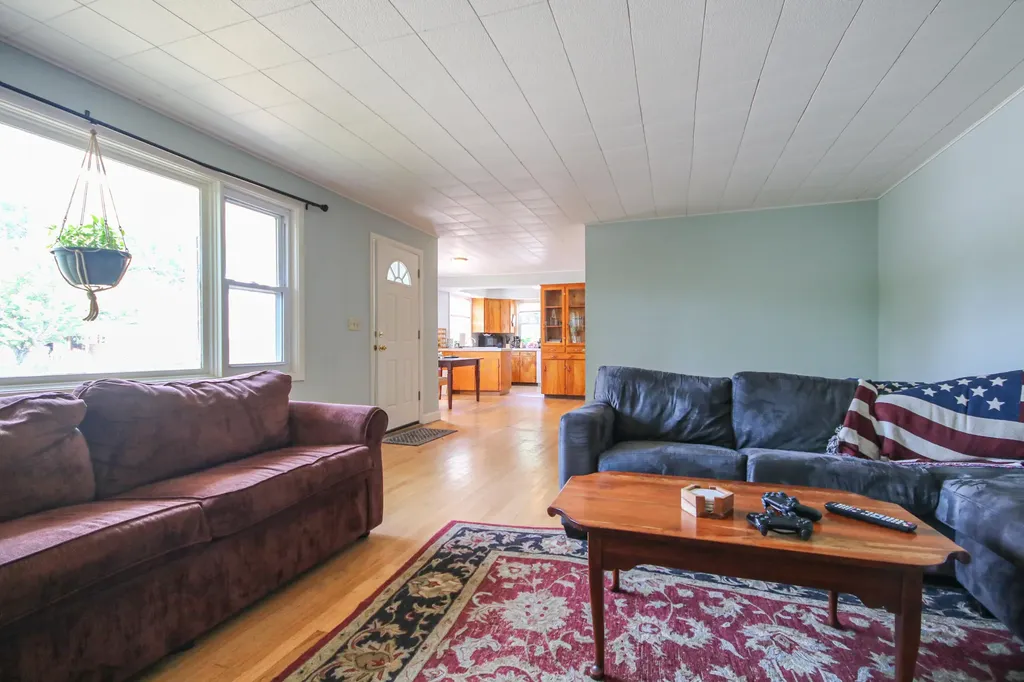 7 Humboldt Street Portland ME 04103