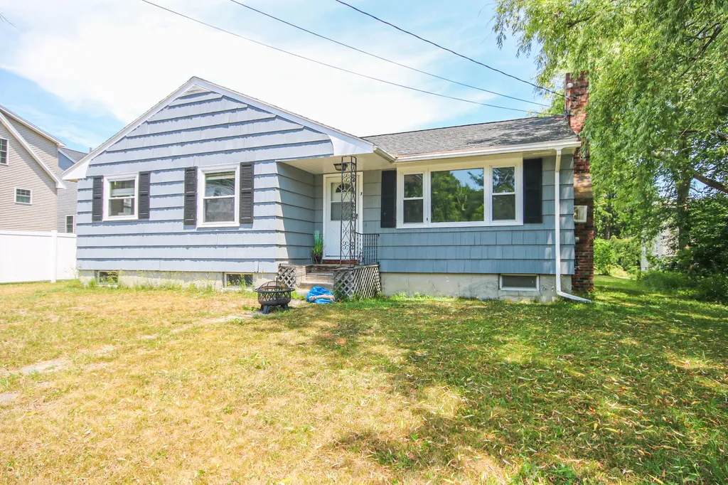 7 Humboldt Street Portland ME 04103