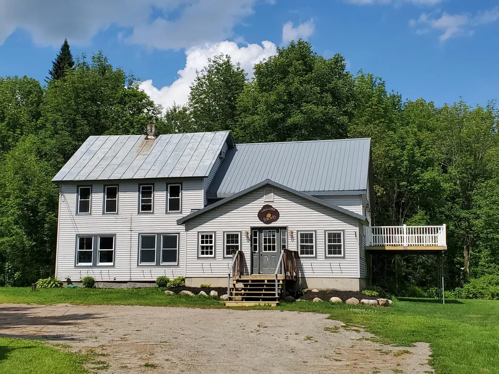 27 Millhouse Road Canaan ME 04924