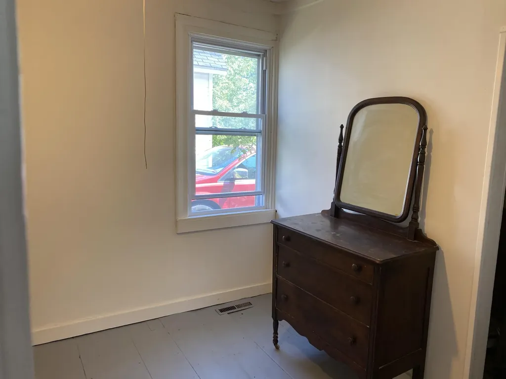 38 Beechwood Street Thomaston ME 04861