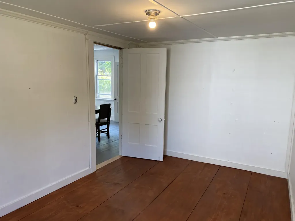 38 Beechwood Street Thomaston ME 04861
