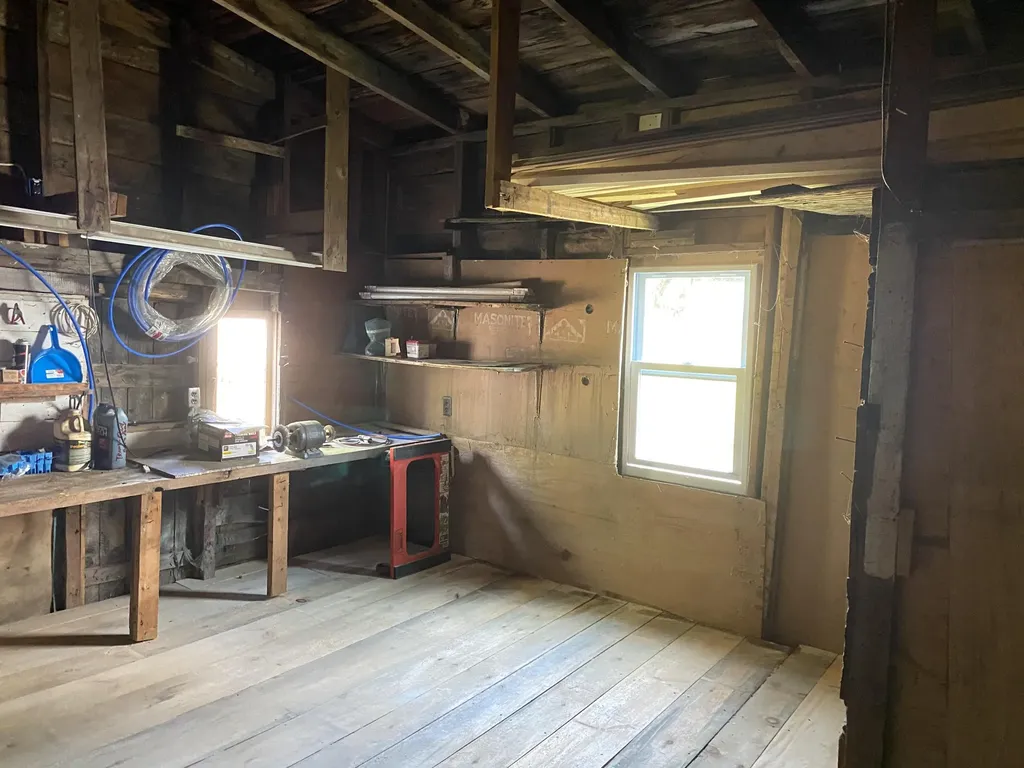 38 Beechwood Street Thomaston ME 04861