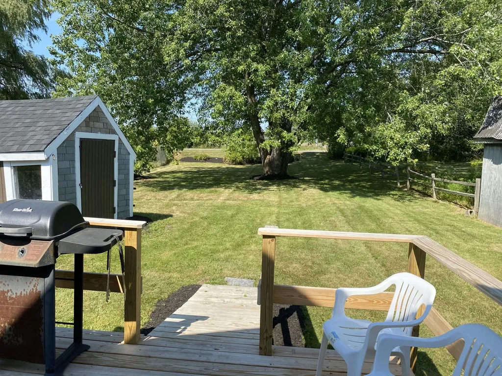 38 Beechwood Street Thomaston ME 04861