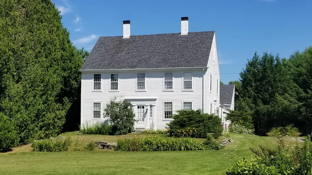 52 North Newcastle Road Newcastle ME 04553