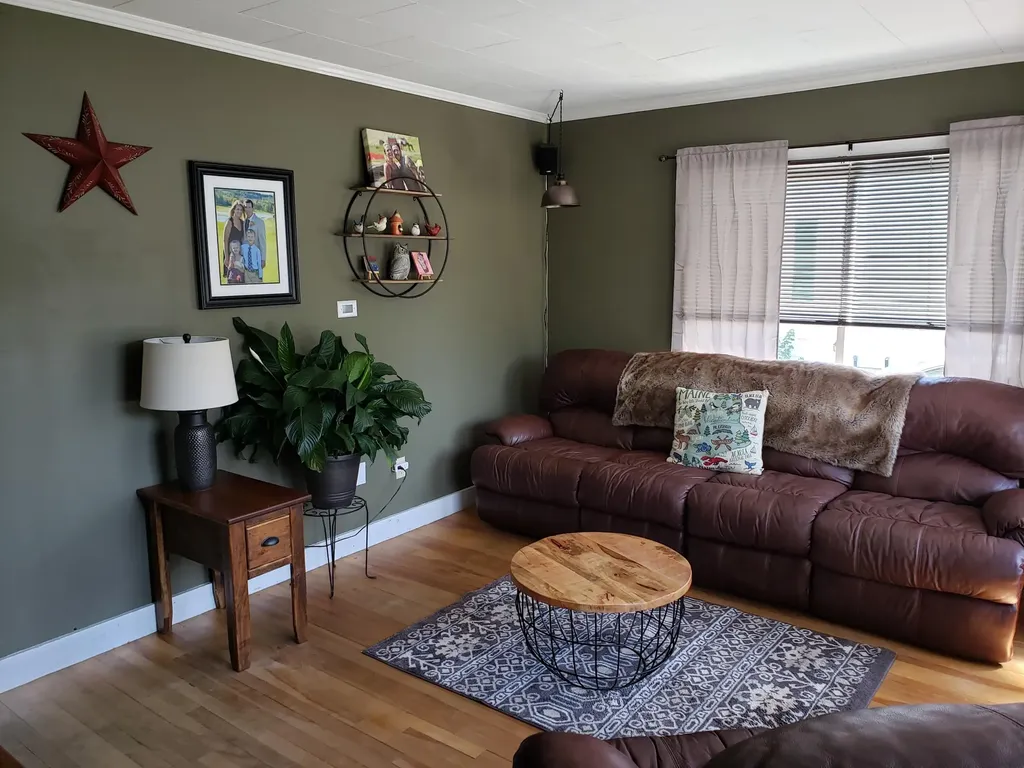 45 Longwood Avenue Augusta ME 04330