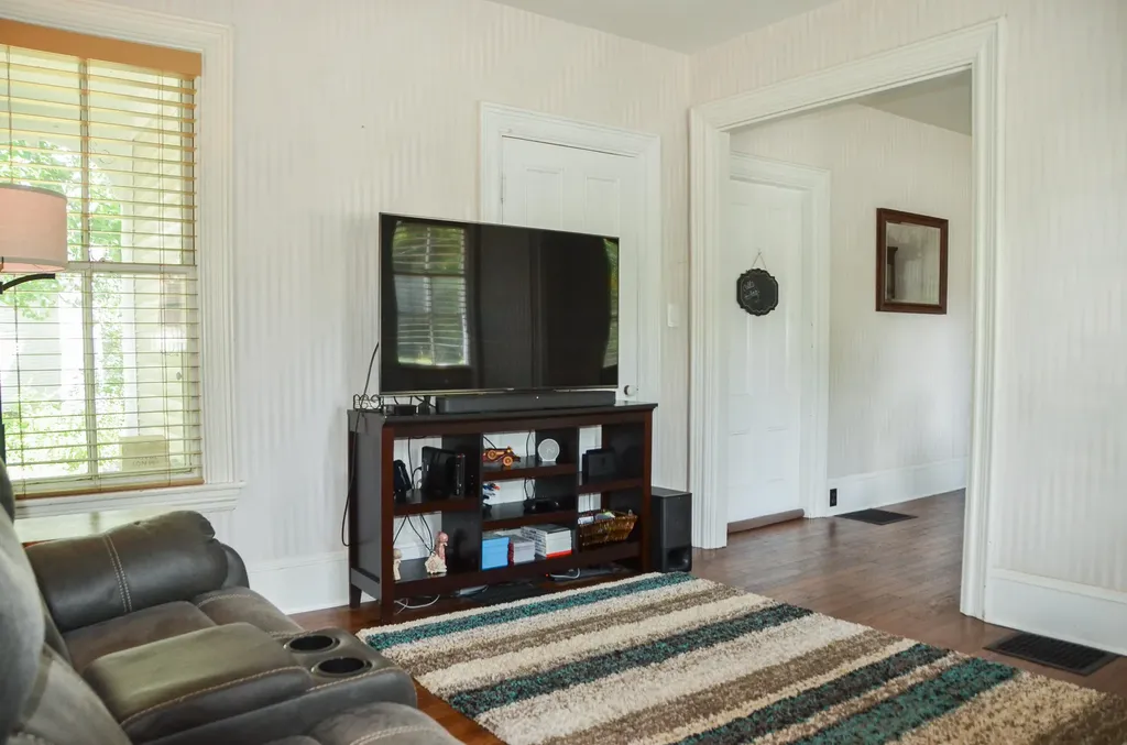 208 Highland Avenue Gardiner ME 04345