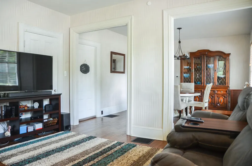 208 Highland Avenue Gardiner ME 04345