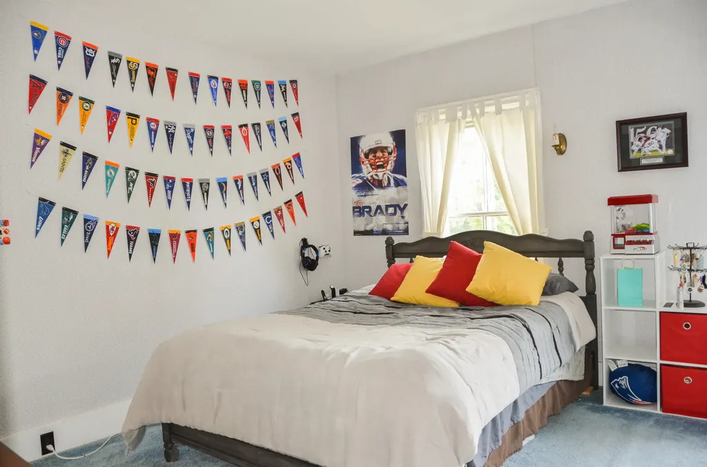 208 Highland Avenue Gardiner ME 04345