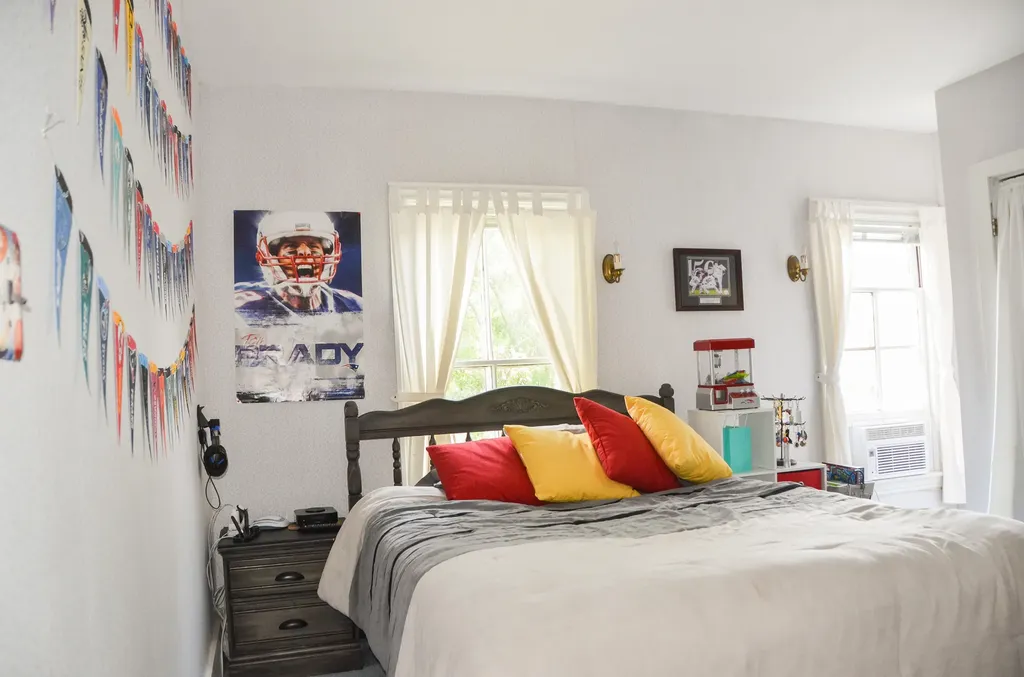 208 Highland Avenue Gardiner ME 04345