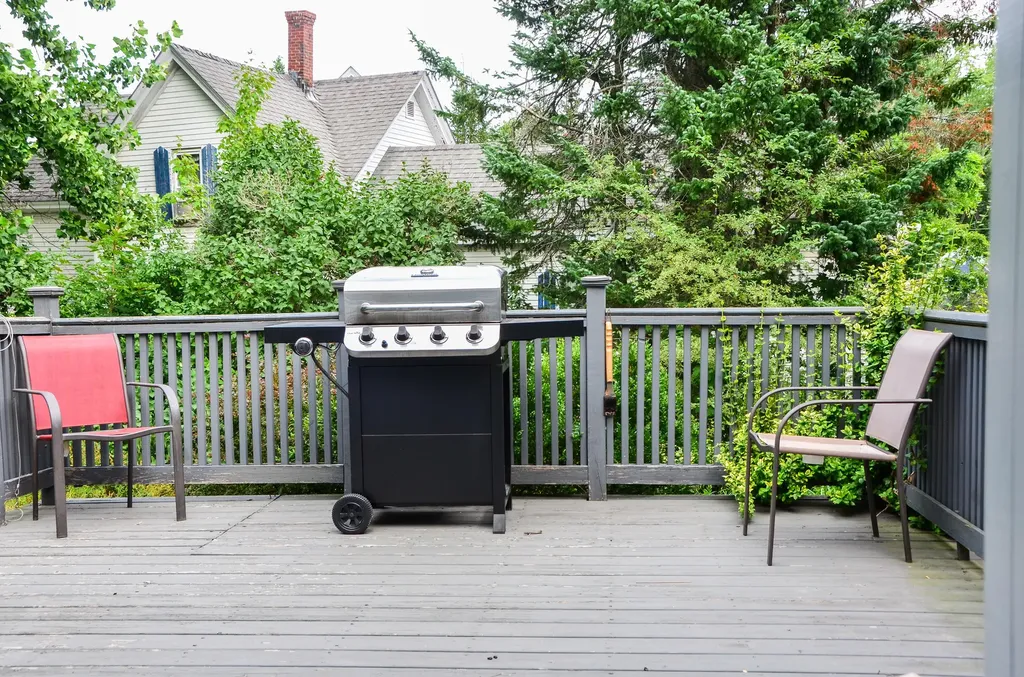 208 Highland Avenue Gardiner ME 04345
