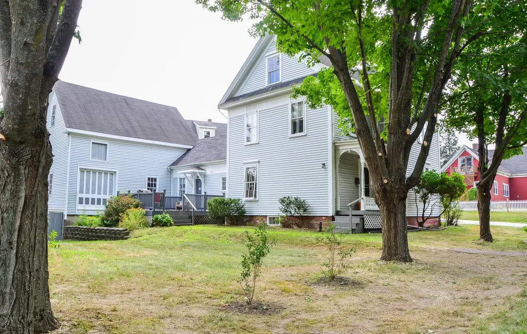 208 Highland Avenue Gardiner ME 04345