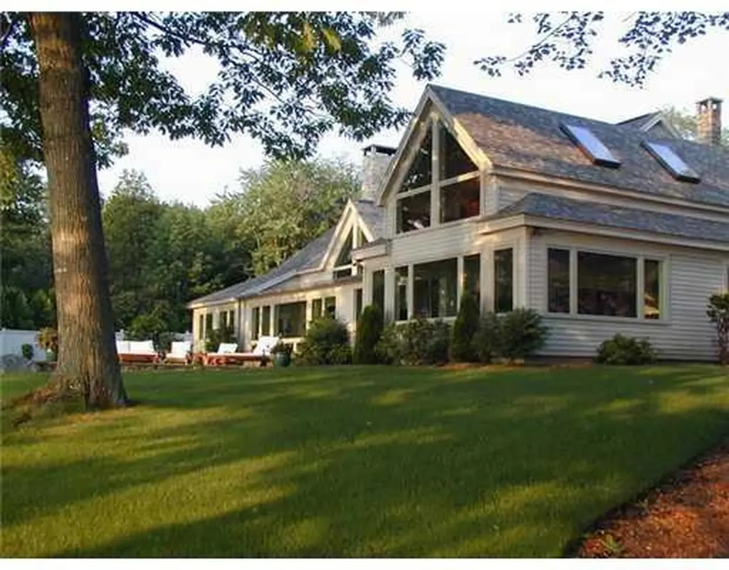 45 Sea Spray Lane Brooklin ME 04616
