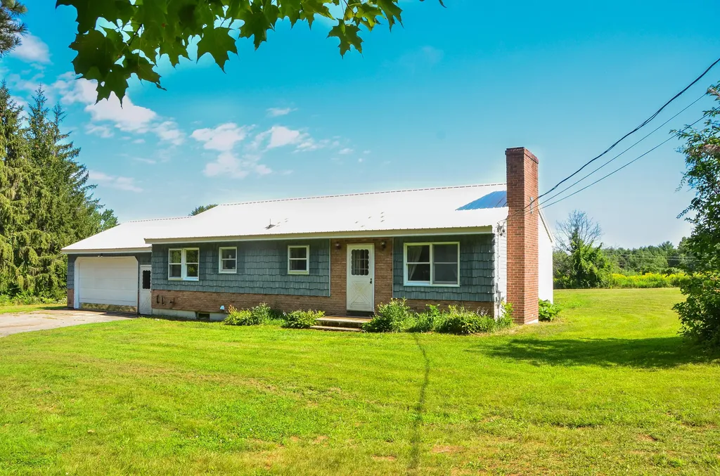 14 Bull Run Road Greene ME 04236