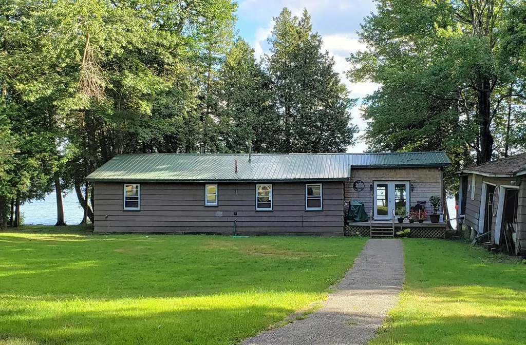 122 Weed Lane Burnham ME 04922