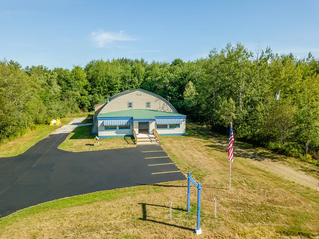 156 Searsport Avenue Belfast ME 04915