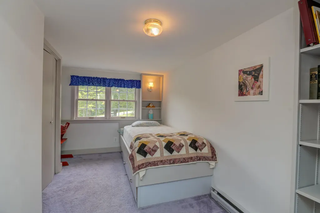 135 Maple Lane Poland ME 04274
