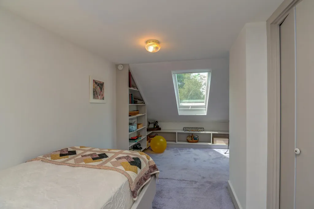 135 Maple Lane Poland ME 04274
