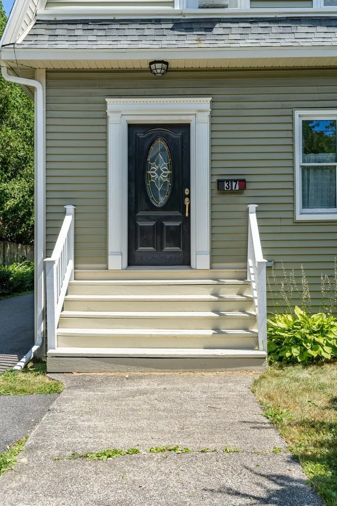 37 Devonshire Street Portland ME 04103