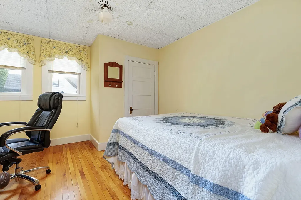 37 Devonshire Street Portland ME 04103