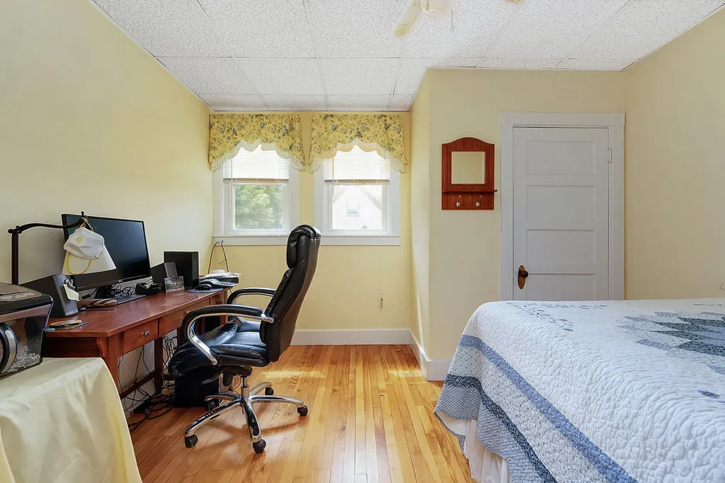 37 Devonshire Street Portland ME 04103