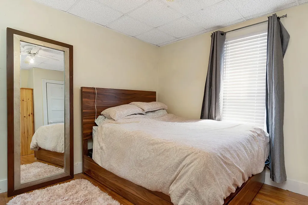 37 Devonshire Street Portland ME 04103