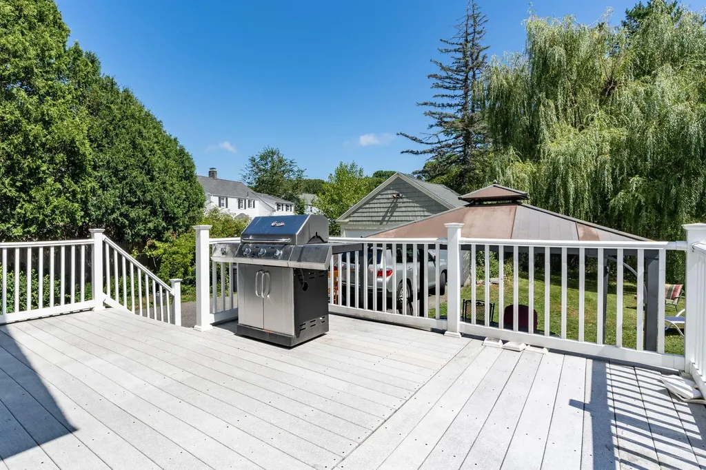 37 Devonshire Street Portland ME 04103