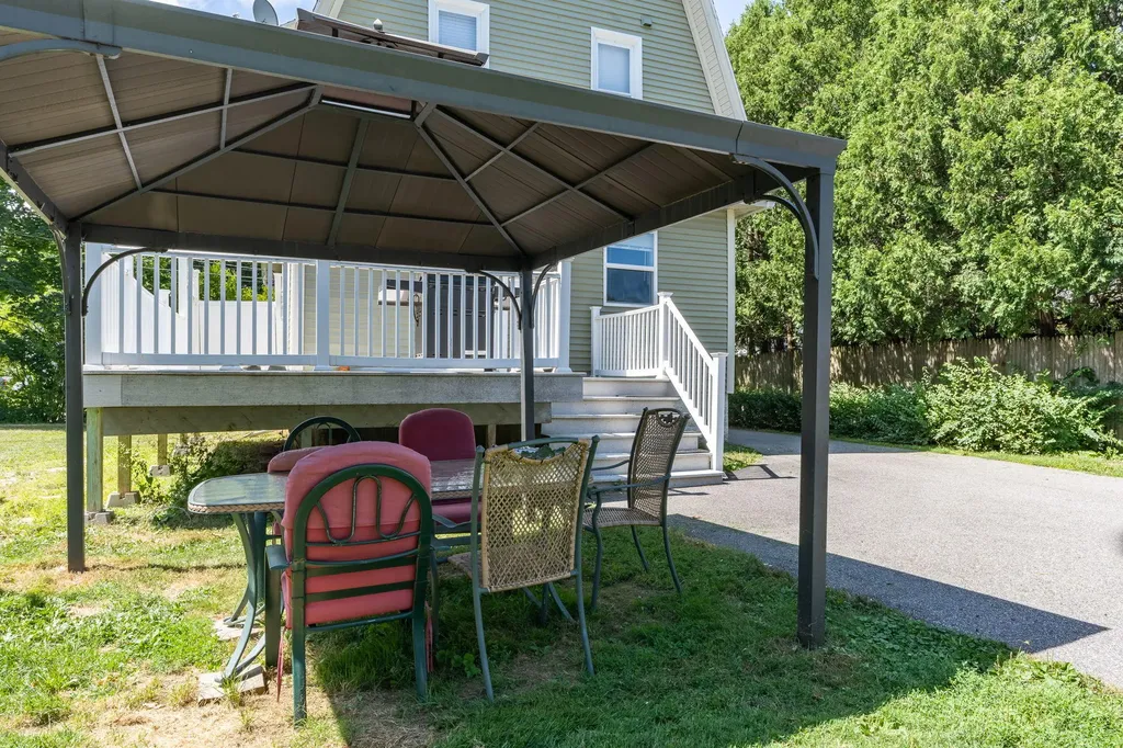 37 Devonshire Street Portland ME 04103