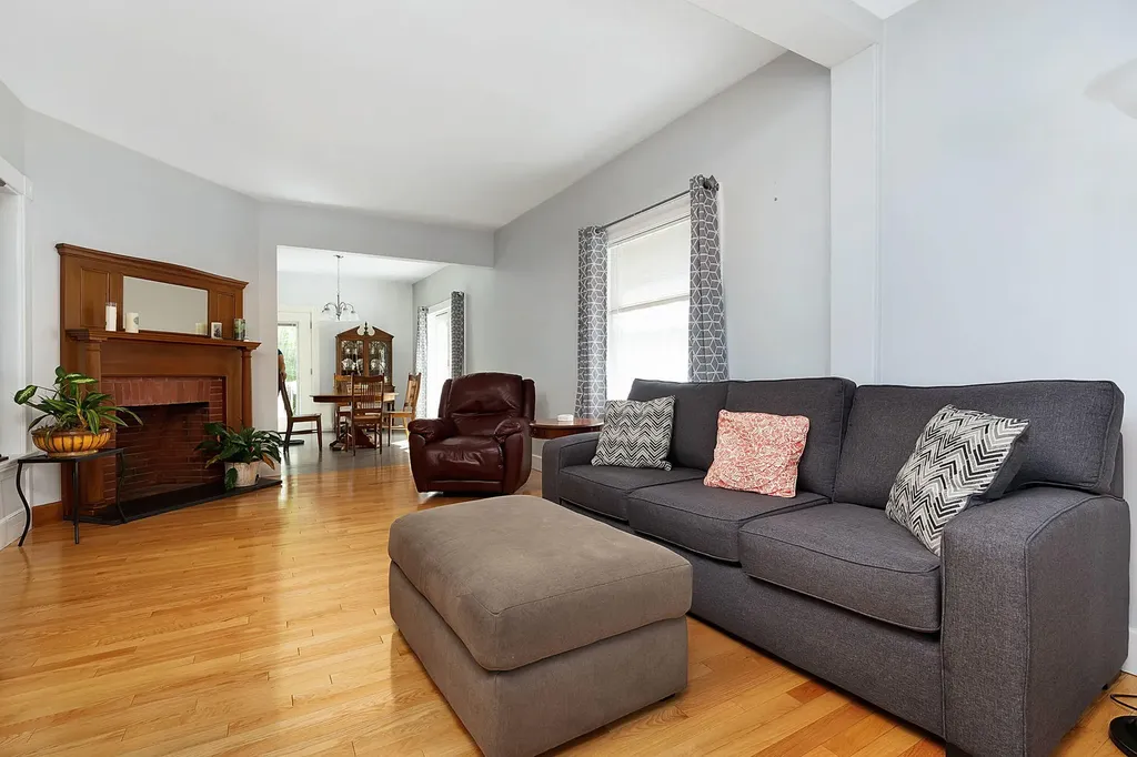 37 Devonshire Street Portland ME 04103