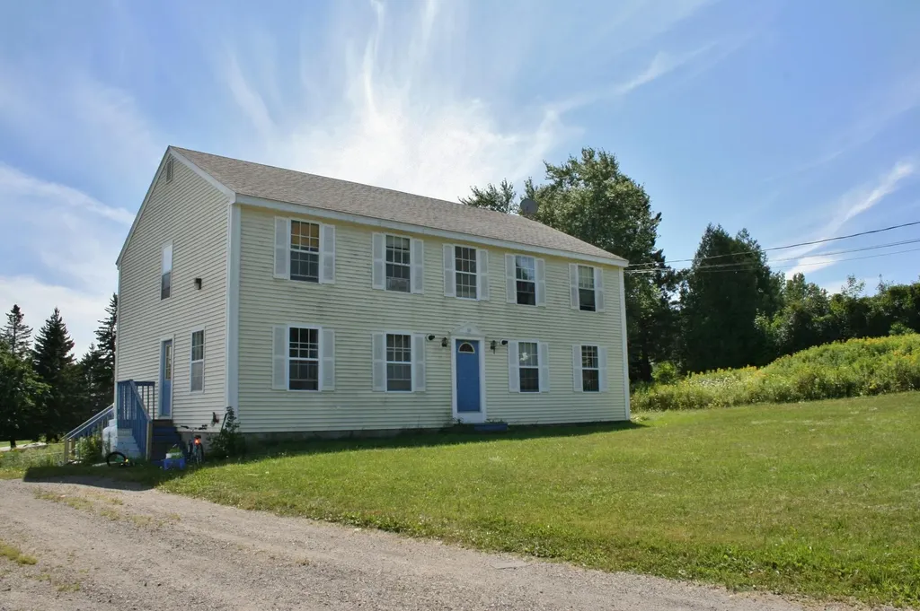 115 Gleason Street Thomaston ME 04861