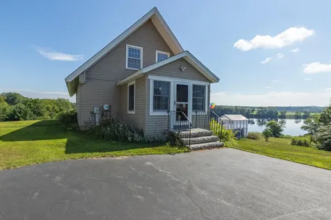 6 River Road Turner ME 04282