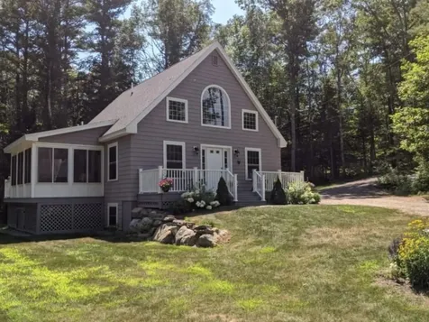 25 Townsend Lane Boothbay ME 04537