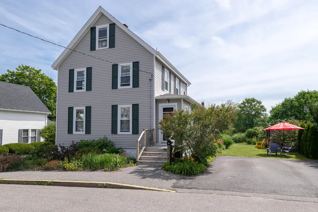 15 Cherry Street Bath ME 04530