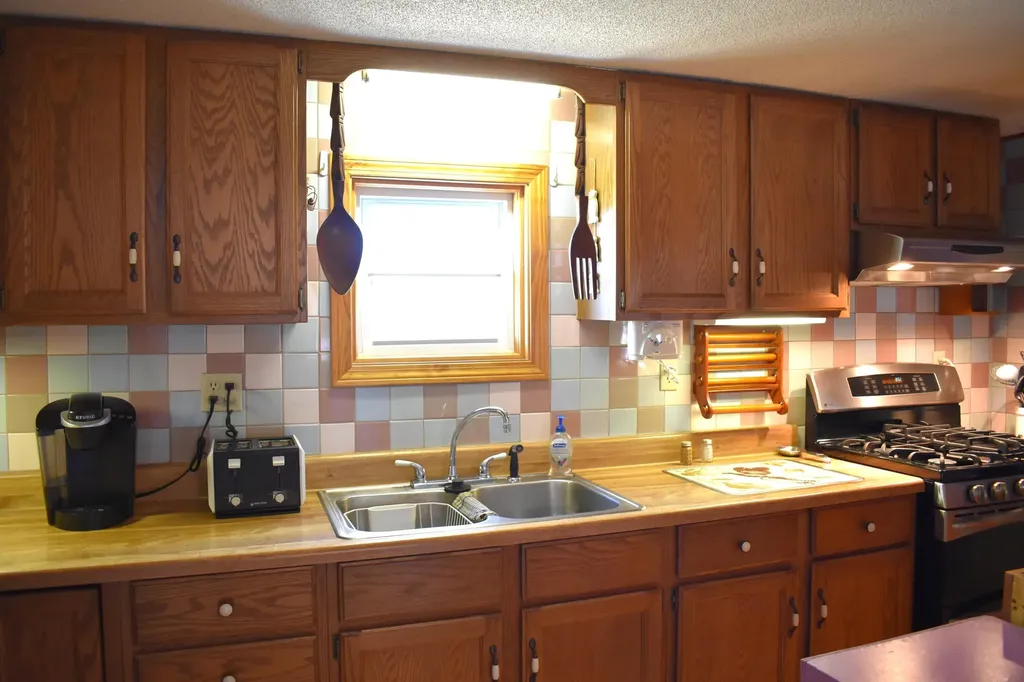 489 Webb Road Pittsfield ME 04967