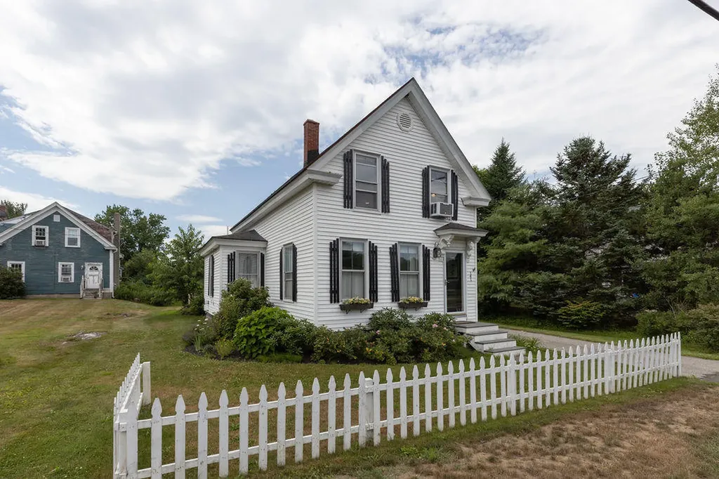 141 Summer Street Kennebunk ME 04043