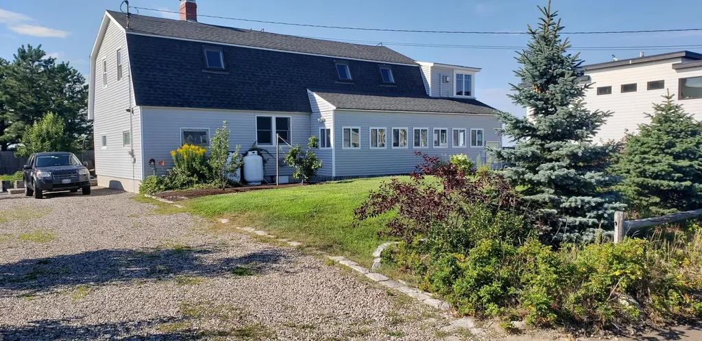 11 Sea Breeze Avenue Biddeford ME 04005
