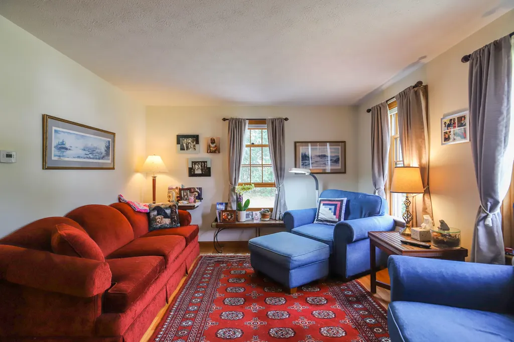 21 Orchard Street Scarborough ME 04074