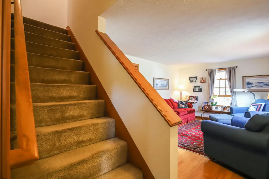 21 Orchard Street Scarborough ME 04074