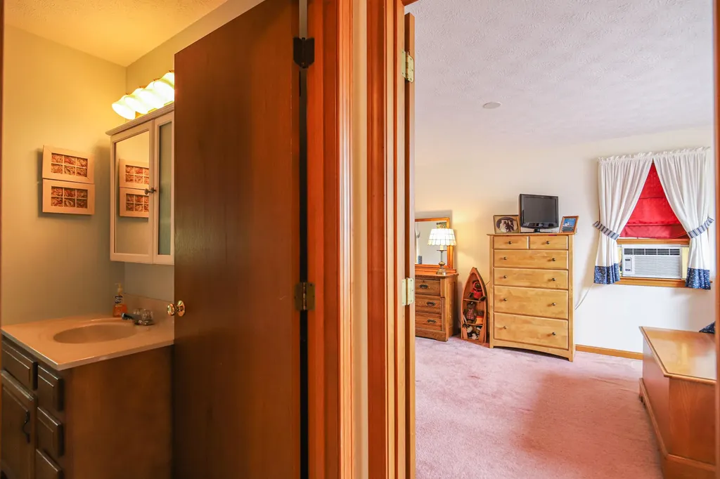 21 Orchard Street Scarborough ME 04074