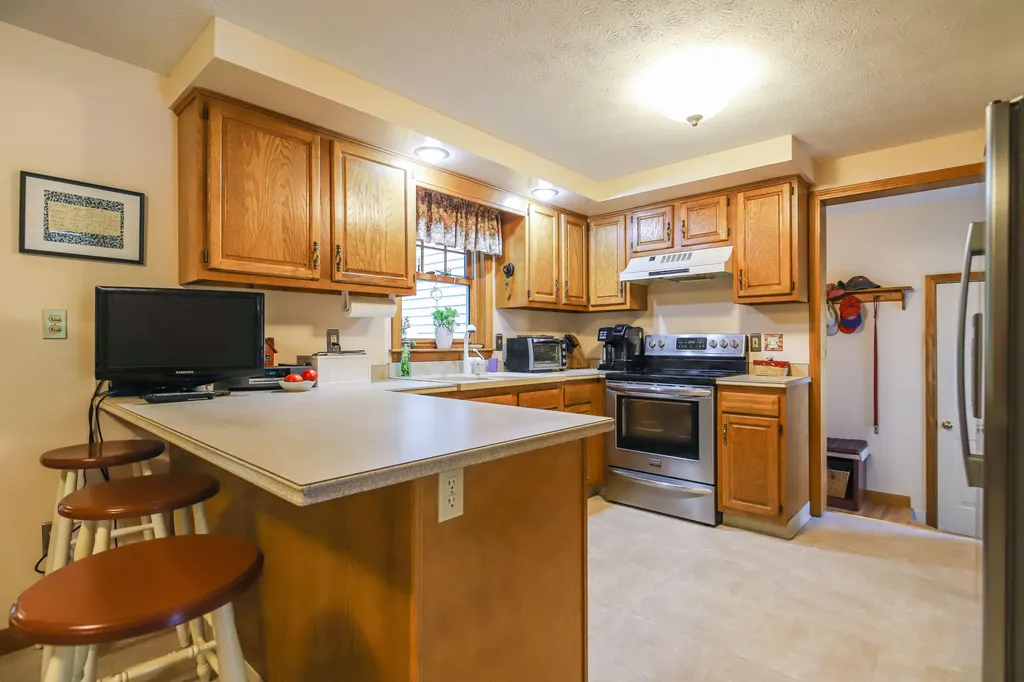 21 Orchard Street Scarborough ME 04074