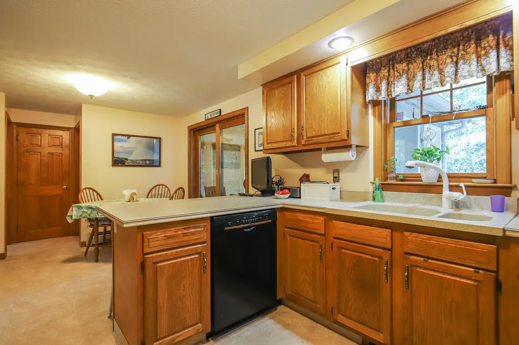 21 Orchard Street Scarborough ME 04074