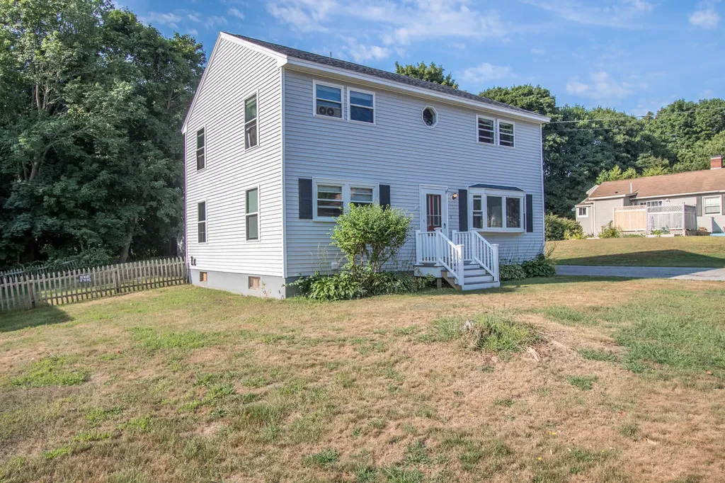 11 Ocean View Road Scarborough ME 04074