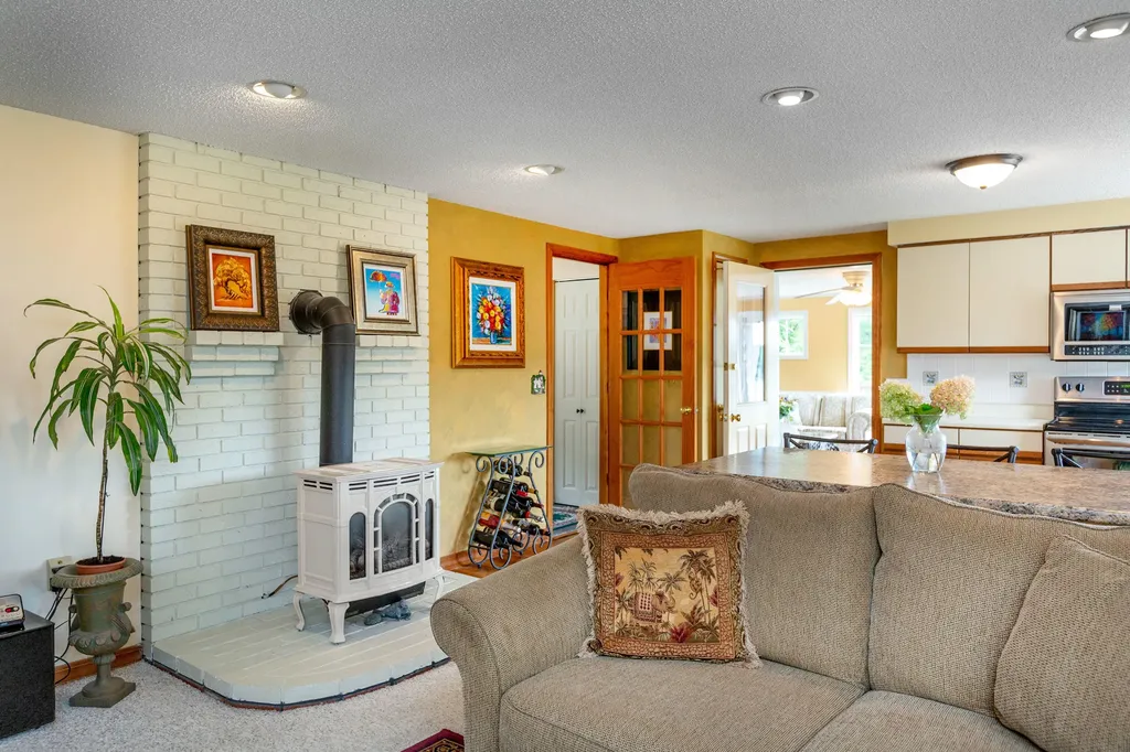 182 Westport Bridge Road Wiscasset ME 04578