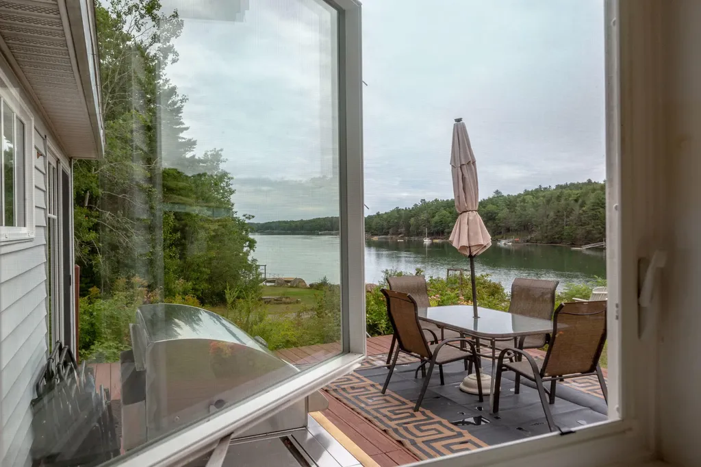 182 Westport Bridge Road Wiscasset ME 04578