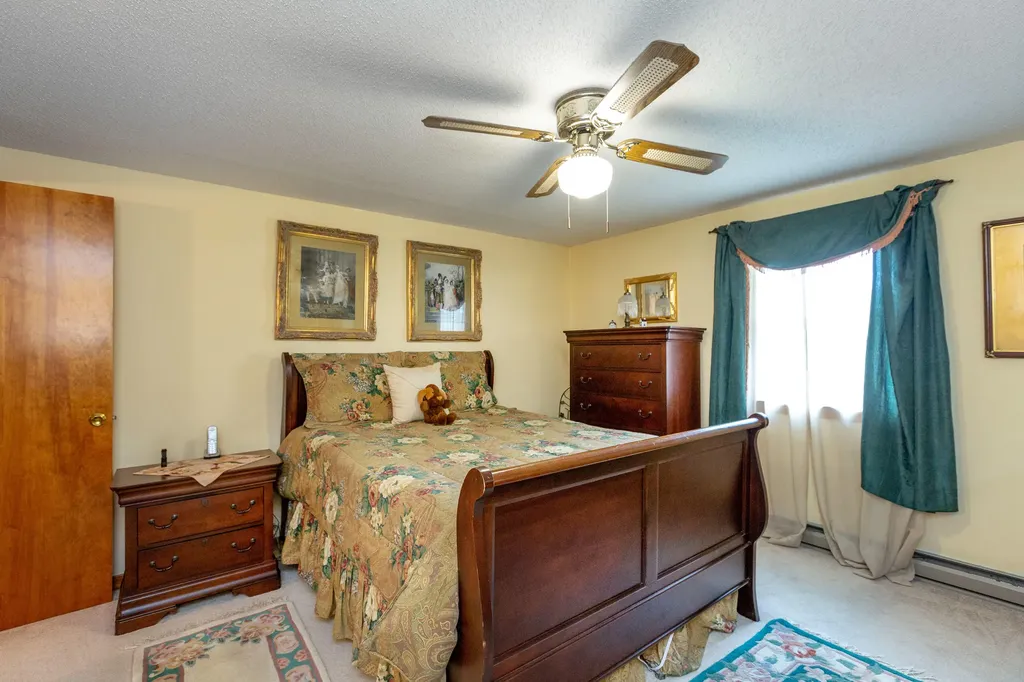 182 Westport Bridge Road Wiscasset ME 04578