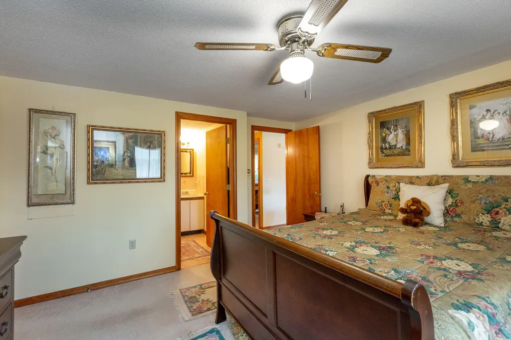 182 Westport Bridge Road Wiscasset ME 04578