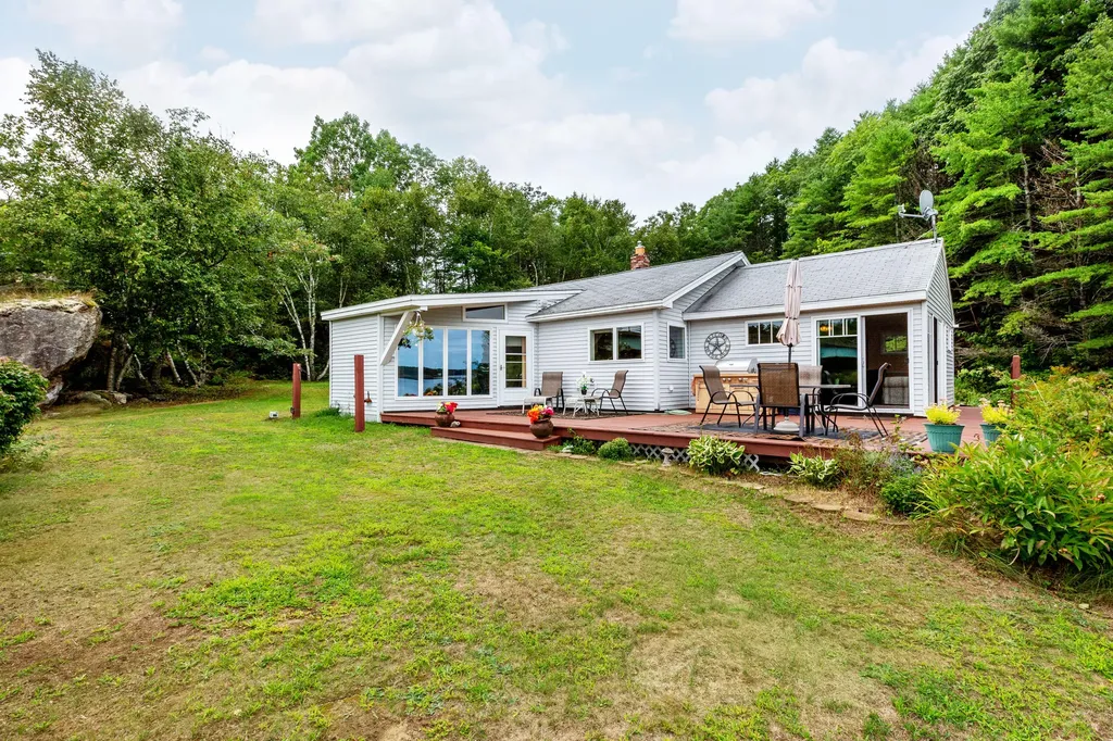 182 Westport Bridge Road Wiscasset ME 04578