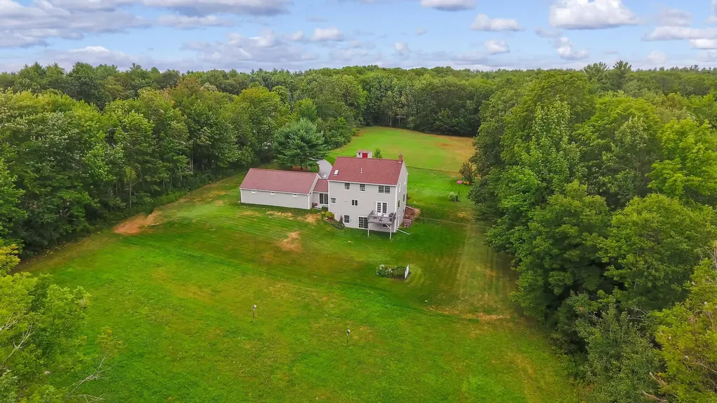 192 Benson Road Manchester ME 04351
