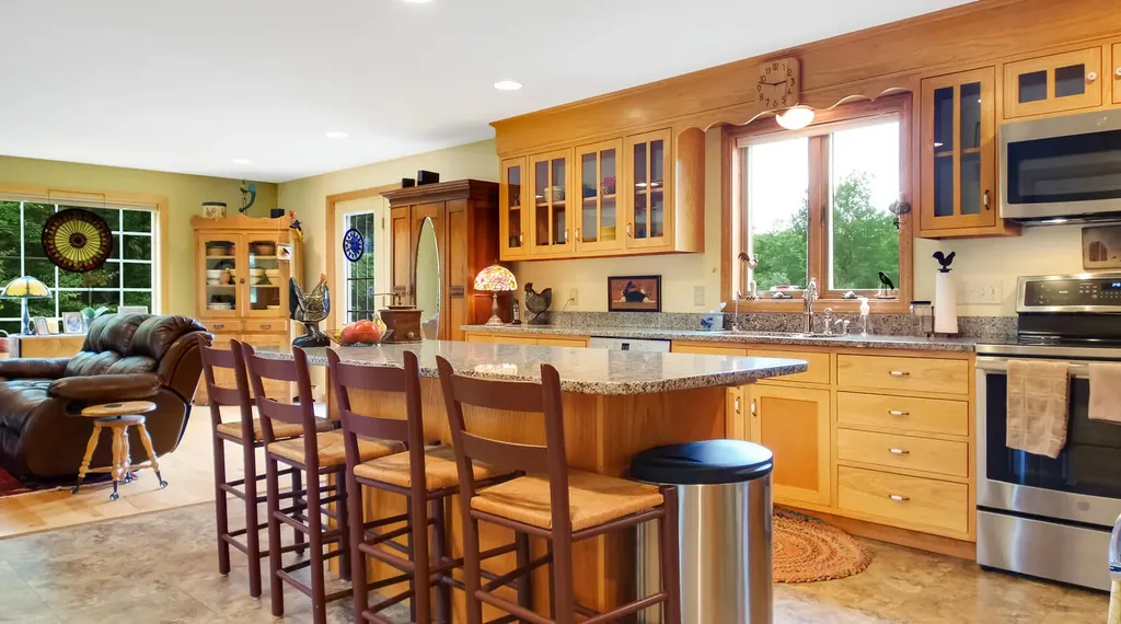 192 Benson Road Manchester ME 04351