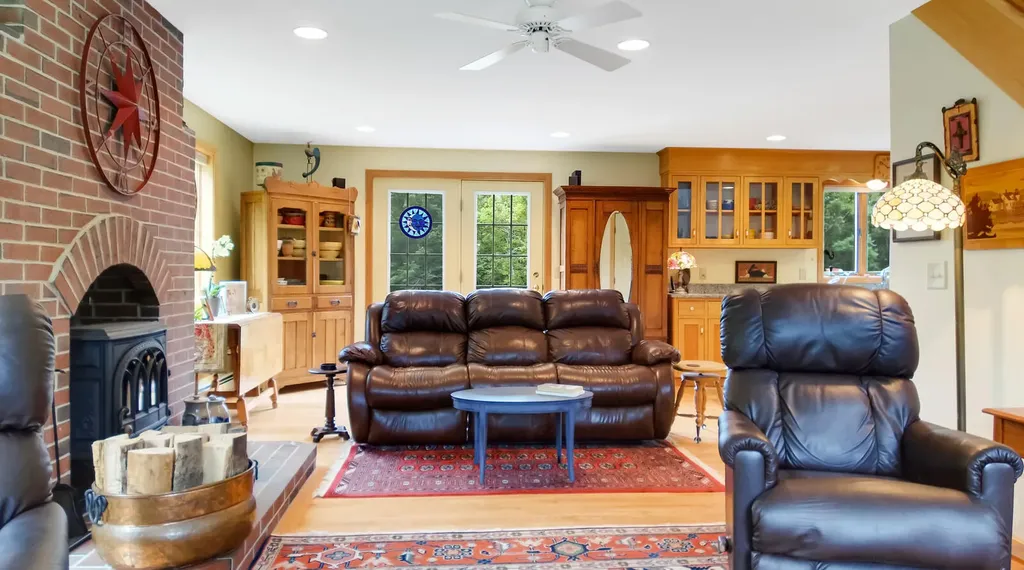 192 Benson Road Manchester ME 04351